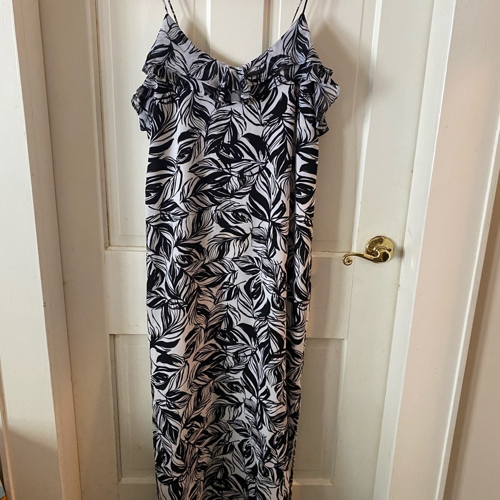 Mission tropical black and white maxi dress